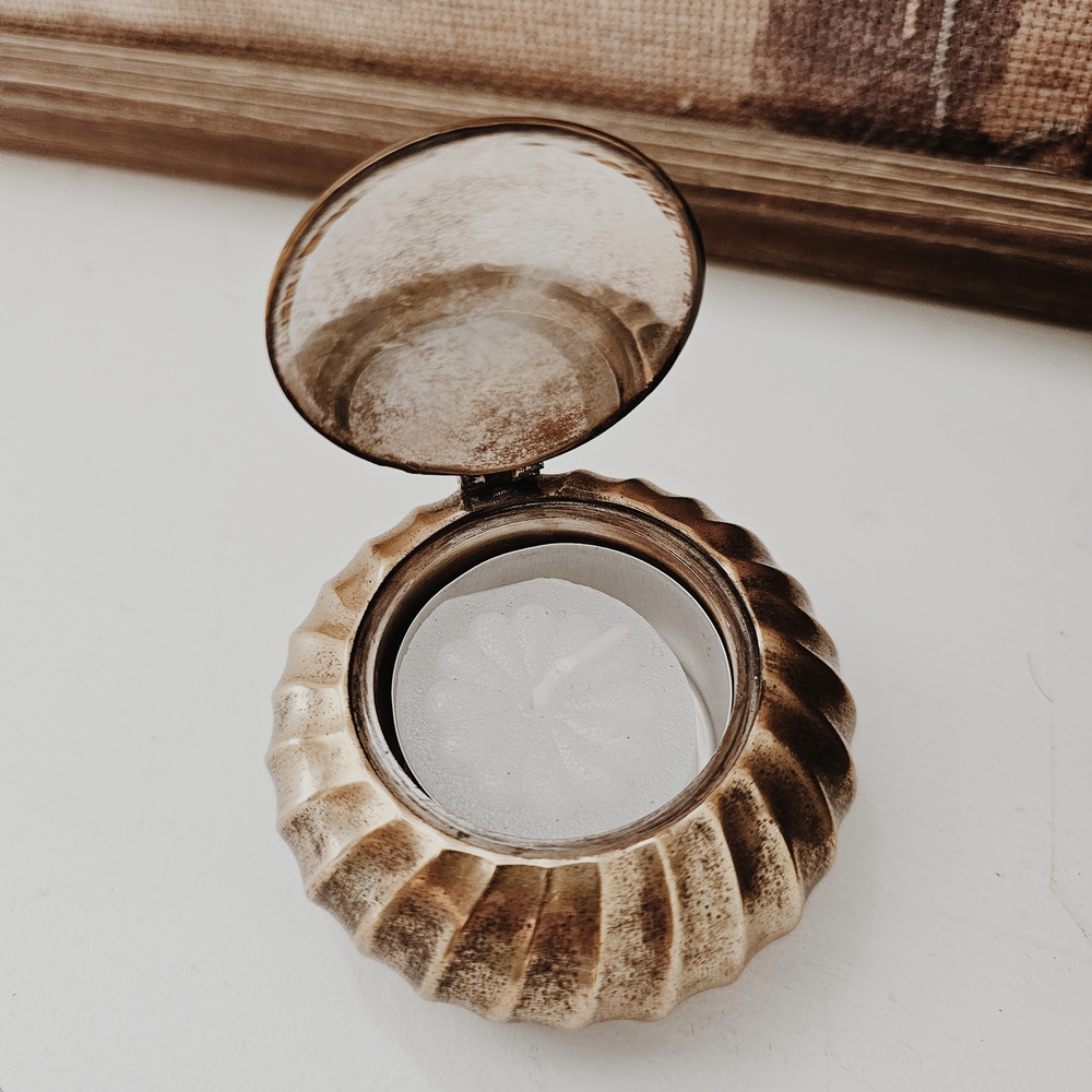 Vintage Brass Candle Holder/Trinket Dish - Picture 4 of 7